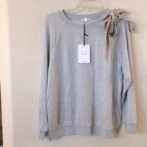 Joh Apparel Gray Long Sleeve Cold Shoulder With Bow Lightweight Sweat Top Size M